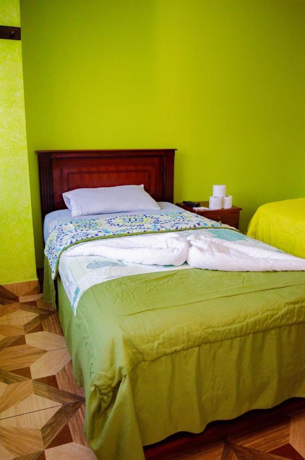 Residencial Amaru Hotel Banos  Exterior photo